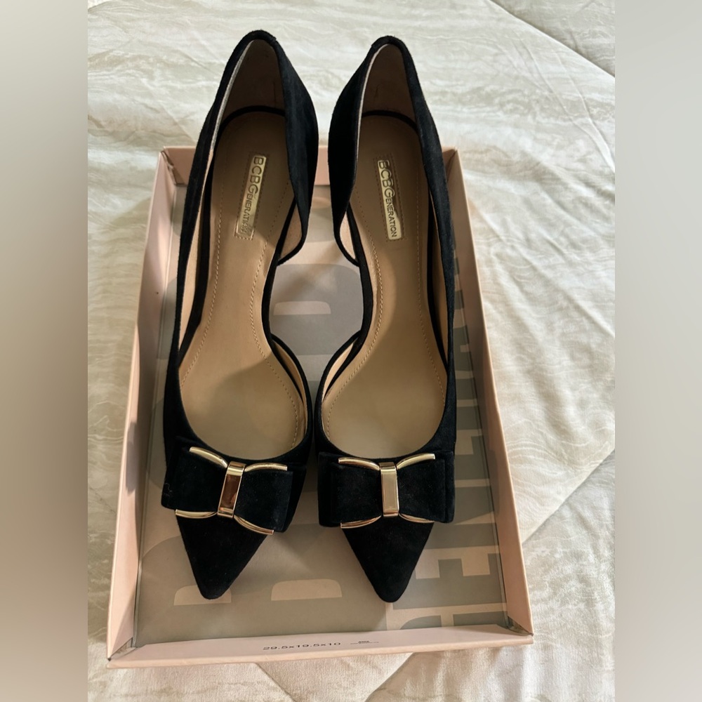 BCBG Bow Heels